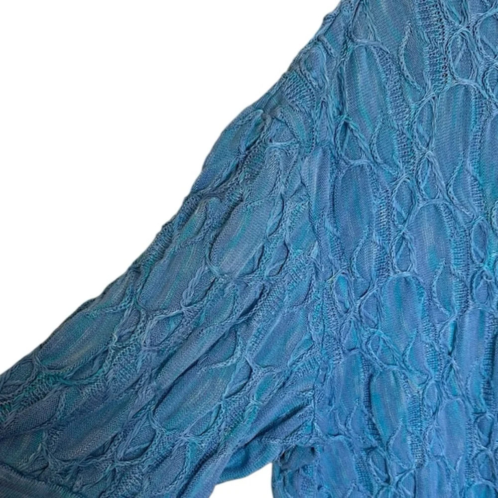 Vintage Blue Textured Crewneck Sweater -